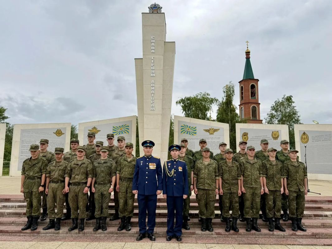 В Лётном городке почтили память героев Великой Отечественной войны В Лётном городке почтили память героев Великой Отечественной войны
