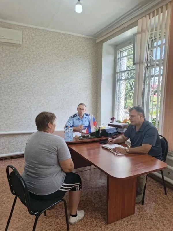 Заместитель Ртищевского межрайонного прокурора Василий Балякин провел выездной личный прием жителей Урусовского муниципального образования