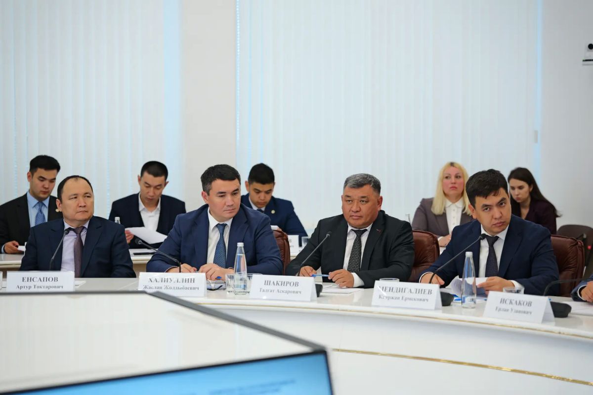 Роман Бусаргин: Сегодня в Саратовской области работала делегация из Республики Казахстан во главе с Чрезвычайным и Полномочным Послом в Российской Федерации Дауреном Аскербековичем Абаевым Роман Бусаргин: Сегодня в Саратовской области работала делегация из Республики Казахстан во главе с Чрезвычайным и Полномочным Послом в Российской Федерации Дауреном Аскербековичем Абаевым