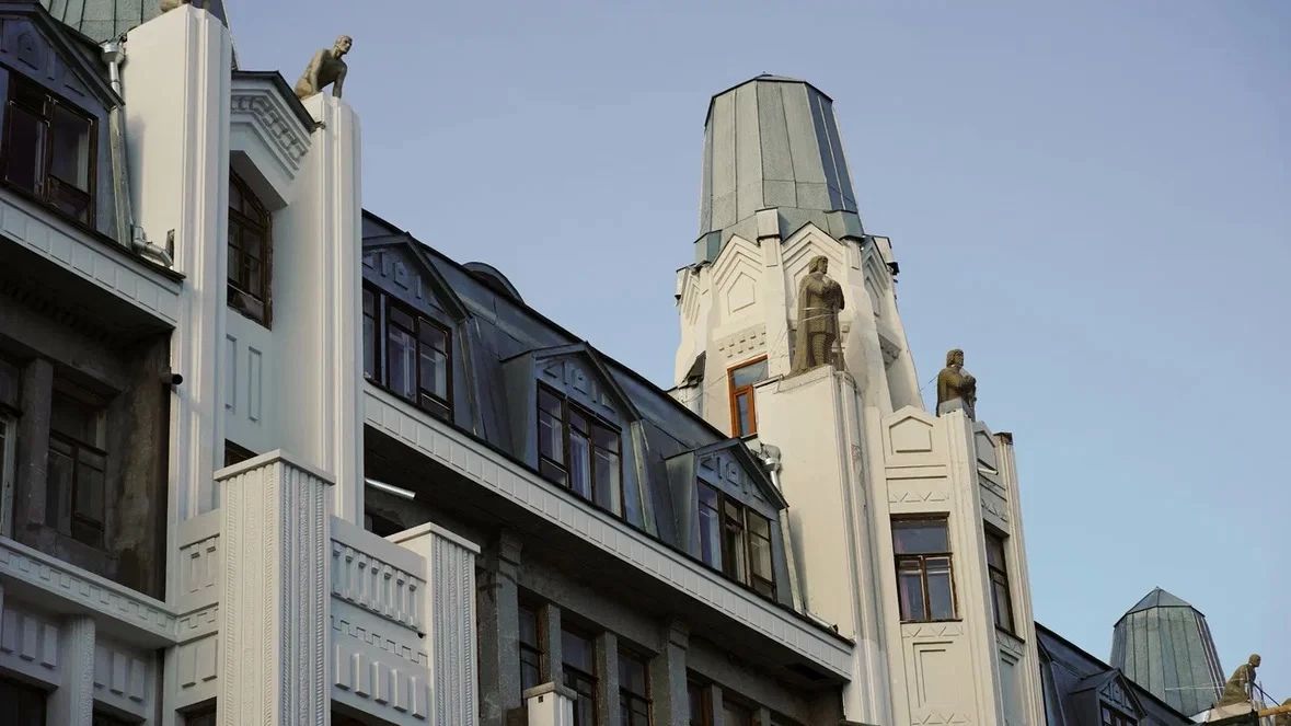 По следам прошлого. Городской центр имени П. А. Столыпина проводит увлекательные прогулки по городу Накануне прошли экскурсии «О купцах-чаеторговцах» и «История Саратовского Арбата» По следам прошлого. Городской центр имени П. А. Столыпина проводит увлекательные прогулки по городу Накануне прошли экскурсии «О купцах-чаеторговцах» и «История Саратовского Арбата»