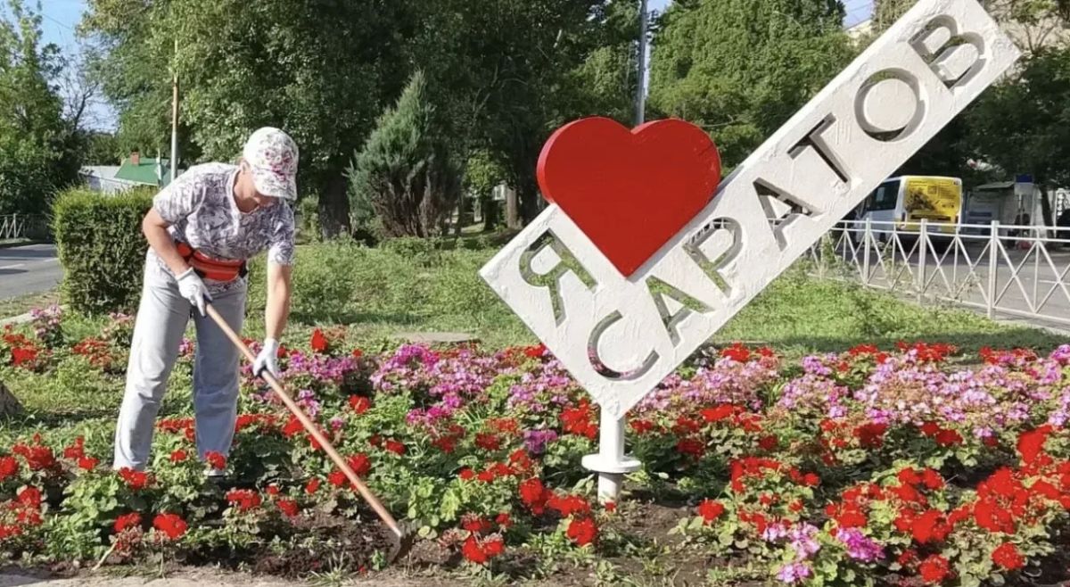 Продолжаются работы по благоустройству Продолжаются работы по благоустройству