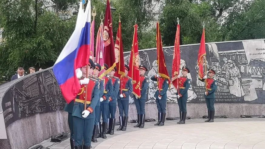 Саратов отмечает 6 лет со дня присвоения звания «Город трудовой доблести» Саратов отмечает 6 лет со дня присвоения звания «Город трудовой доблести»