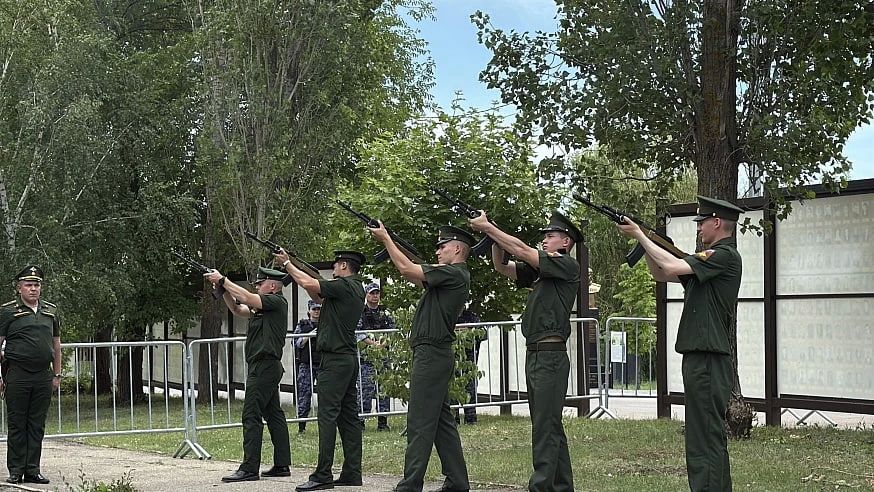 В Парке Победы увековечили память погибших в зоне СВО бойцов В Парке Победы увековечили память погибших в зоне СВО бойцов