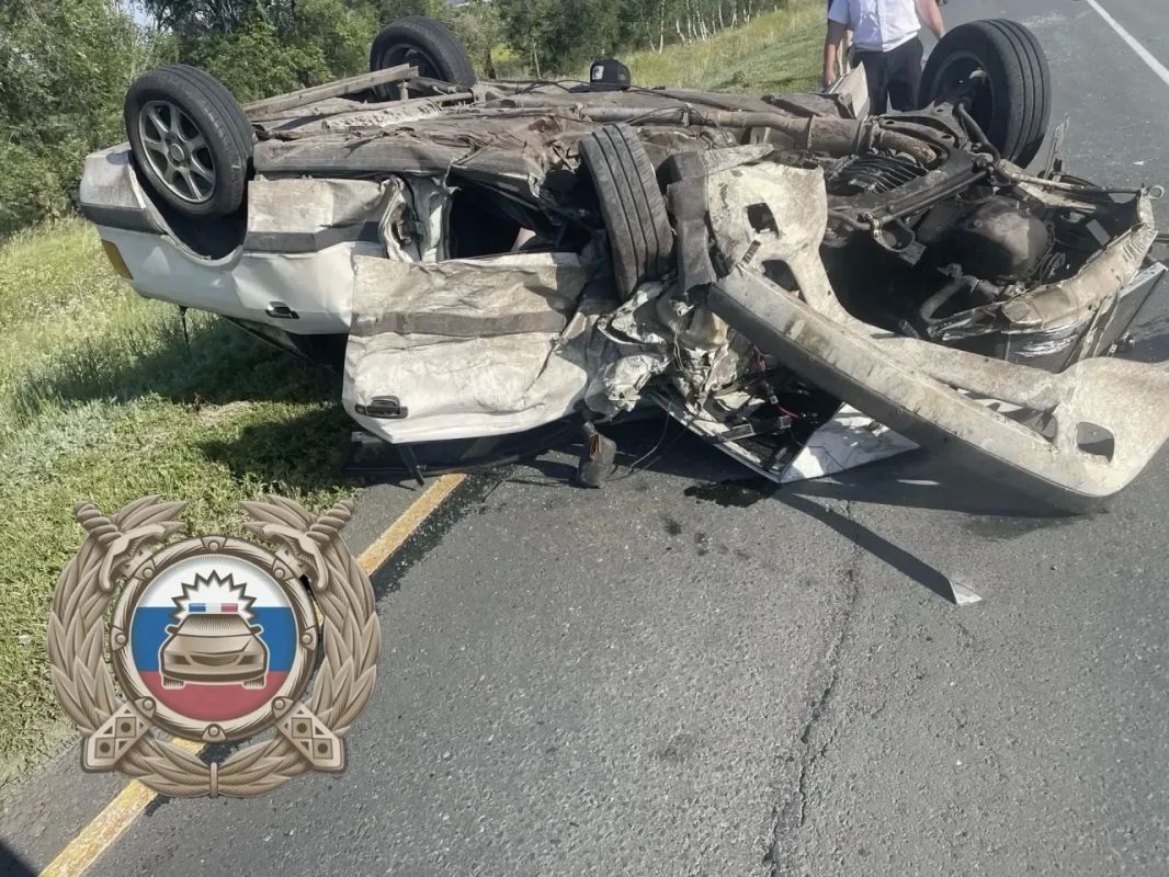 В Вольском районе полицейские устанавливают обстоятельства смертельного ДТП В Вольском районе полицейские устанавливают обстоятельства смертельного ДТП