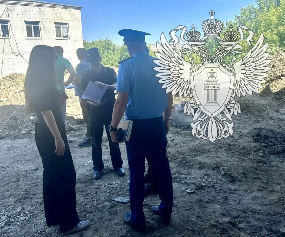 Двое рабочих утонули в колодце во время технических работ в Саратове