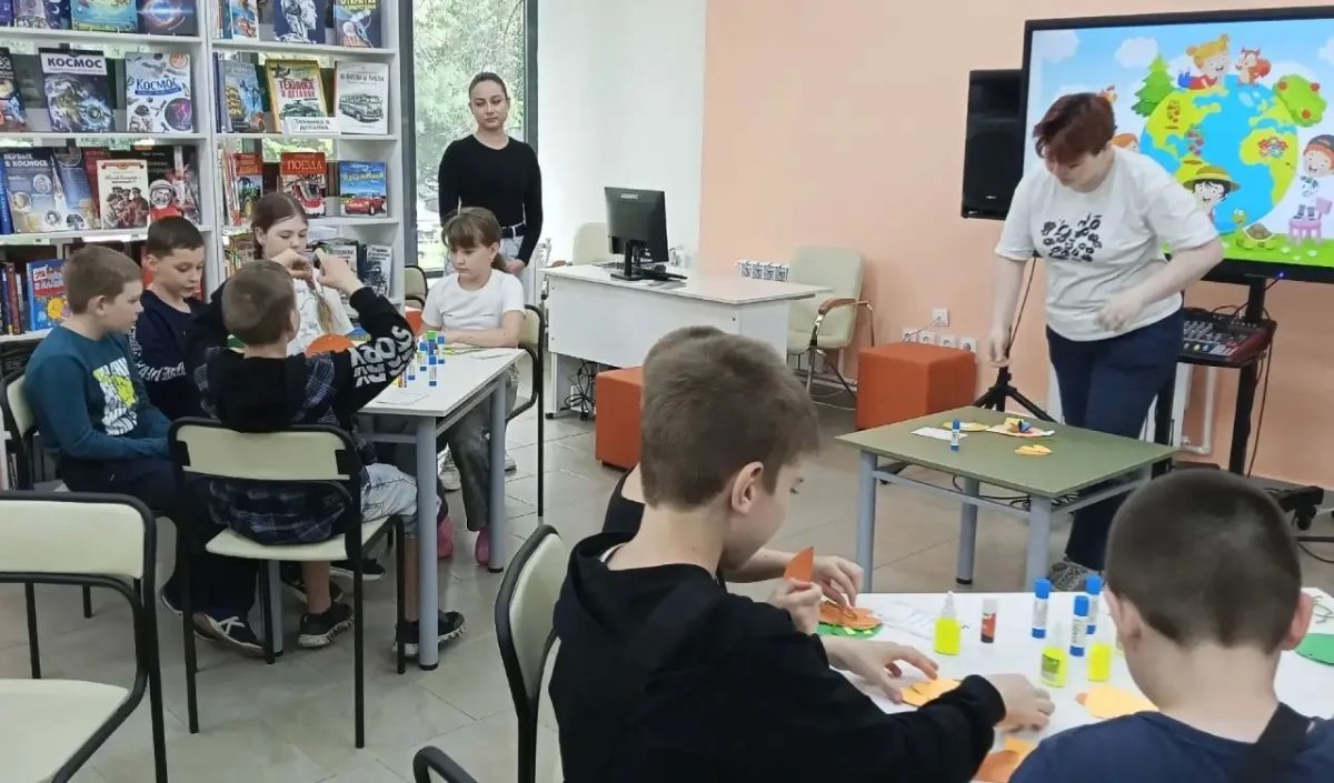 Лето без скуки!. Для юных саратовцев организована насыщенная разноплановая программа Лето без скуки!. Для юных саратовцев организована насыщенная разноплановая программа