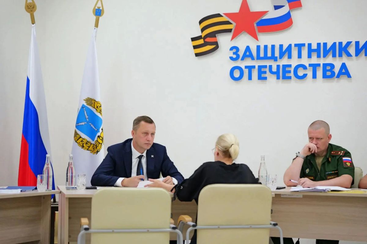 Роман Бусаргин: Сегодня, в первую субботу месяца, провел личный прием участников специальной военной операции и членов их семей Роман Бусаргин: Сегодня, в первую субботу месяца, провел личный прием участников специальной военной операции и членов их семей