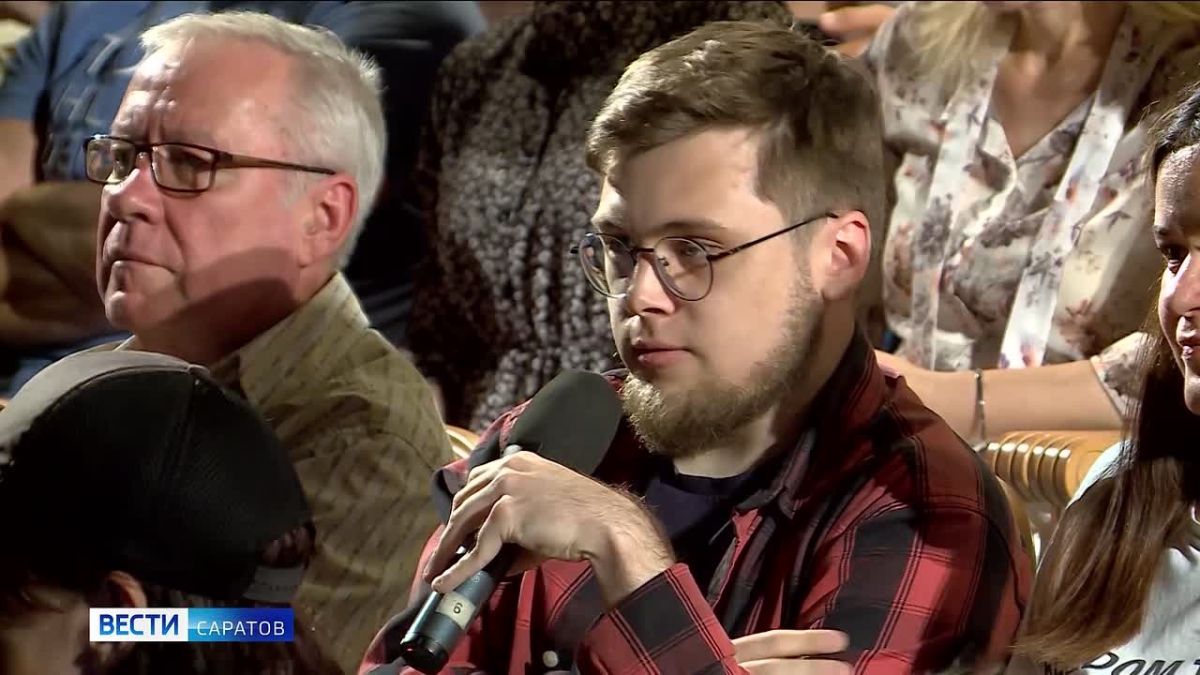 В Саратовском академическом театре драмы имени Ивана Слонова подвели итоги очередной летней творческой лаборатории