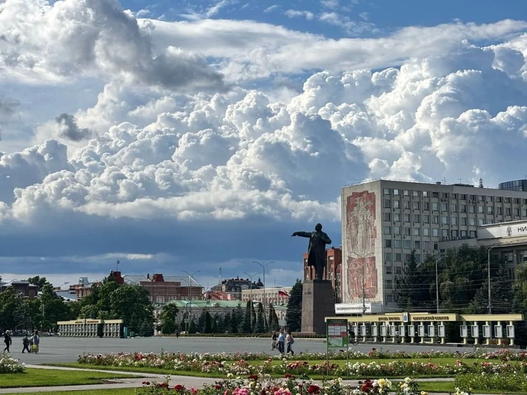 "Наш город всегда умел растить людей, которыми гордится вся страна" "Наш город всегда умел растить людей, которыми гордится вся страна"