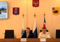 В условиях установившейся погоды на особом контроле - соблюдение графика полива зелёных насаждений в парках и скверах города