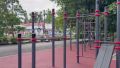 В сквере на Астраханской высаживают тысячи растений