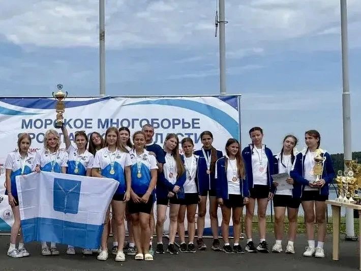 Саратовские спортсмены поднялись на пьедестал на Чемпионате и Первенстве России по морскому многоборью Саратовские спортсмены поднялись на пьедестал на Чемпионате и Первенстве России по морскому многоборью