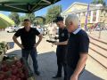По поручению главы Энгельсского района Максима Леонова специалисты управления муниципального контроля и административной практики продолжают борьбу с незаконной торговлей