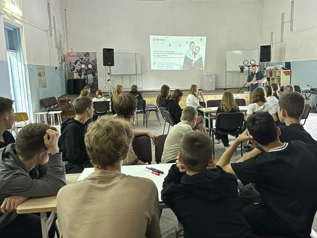 Спорт, наука, патриотизм и здоровье: проект «Каникулы со Знанием» проходит в оздоровительных лагерях Саратовской области Спорт, наука, патриотизм и здоровье: проект «Каникулы со Знанием» проходит в оздоровительных лагерях Саратовской области