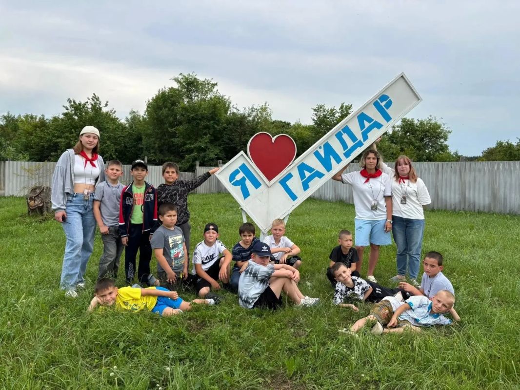 Будущие педагоги прошли летнюю практику «Профессионалитета» Будущие педагоги прошли летнюю практику «Профессионалитета»