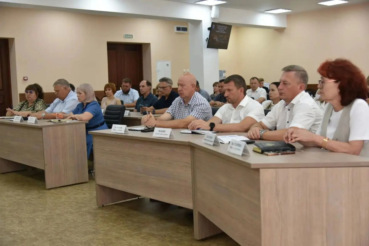 Сегодня состоялось постоянно действующее совещание Сегодня состоялось постоянно действующее совещание