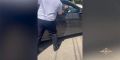 В Энгельсе сотрудник ГАИ спас грудничка из запертого автомобиля под солнцем