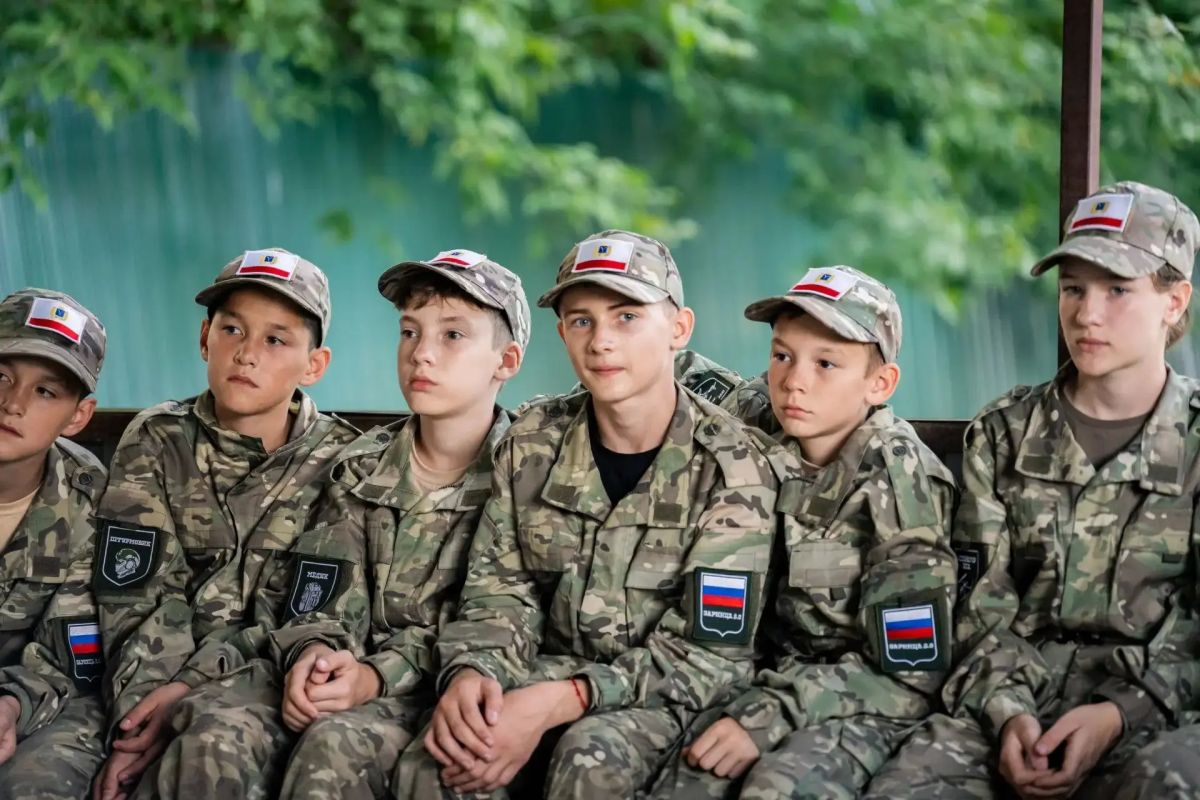 Отряд «Воин Поволжья» завоевал серебро окружного этапа «Зарницы 2.0» Отряд «Воин Поволжья» завоевал серебро окружного этапа «Зарницы 2.0»