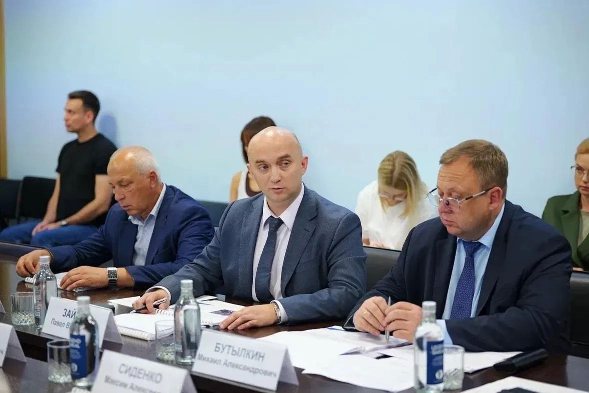 Роман Бусаргин: На базе «Саратовводоканала», как и говорил ранее, обсудили основные задачи на 2027 год по ремонту сетей Роман Бусаргин: На базе «Саратовводоканала», как и говорил ранее, обсудили основные задачи на 2027 год по ремонту сетей