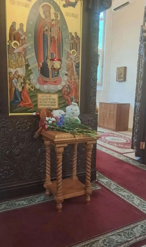В Саратове почтили память детей Донбасса В Саратове почтили память детей Донбасса