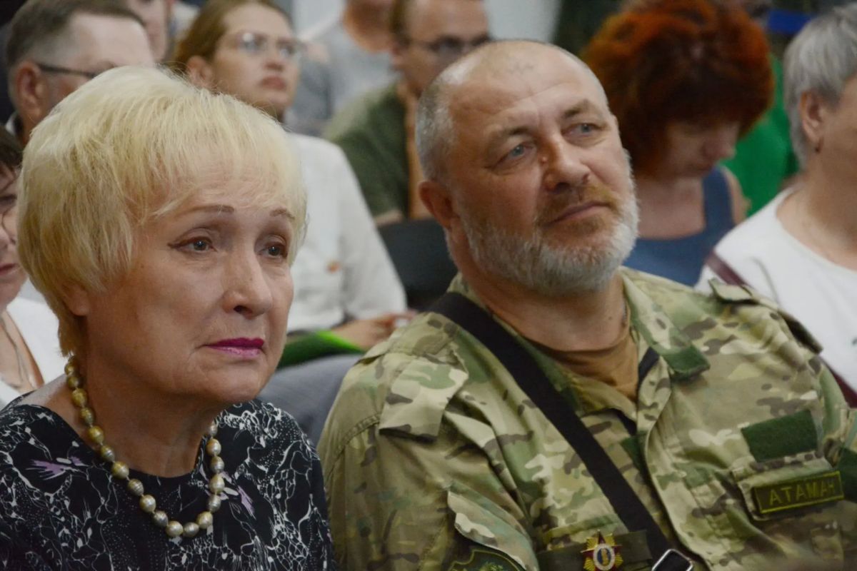 История без искажений: в Саратове обсудили работу музеев СВО История без искажений: в Саратове обсудили работу музеев СВО