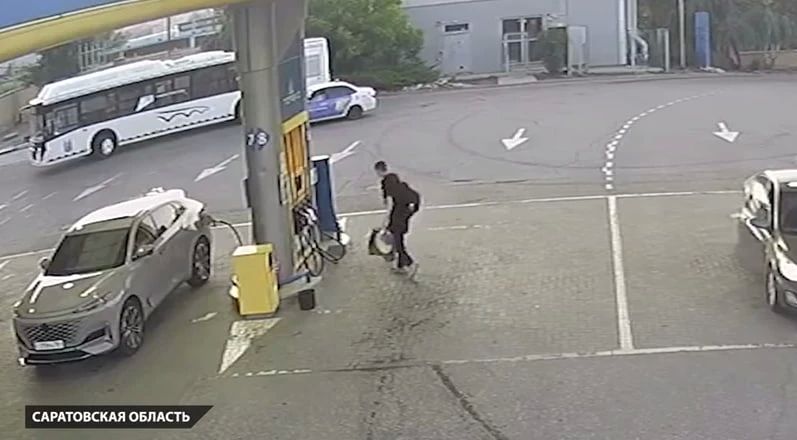 Саратовца завербовали для диверсии через Telegram-бот "Дайвинчик" Саратовца завербовали для диверсии через Telegram-бот "Дайвинчик"