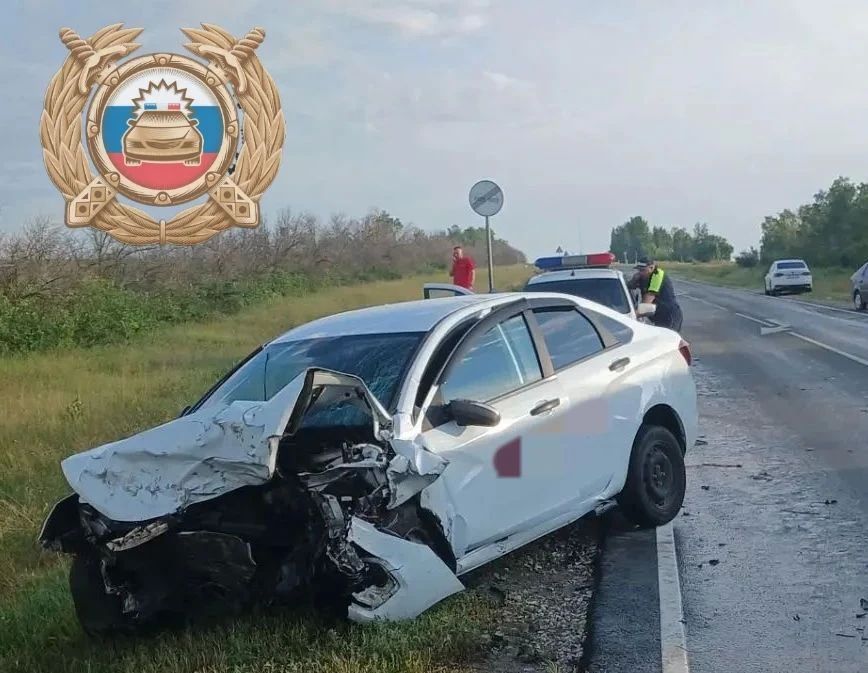 В Новобурасском районе полицейские устанавливают обстоятельства ДТП с погибшим #ТрагедияНаДороге В Новобурасском районе полицейские устанавливают обстоятельства ДТП с погибшим #ТрагедияНаДороге