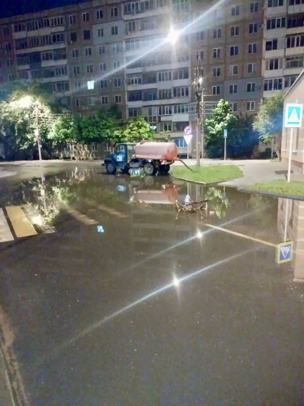 Сотрудники МКУ «Городское хозяйство» работают в круглосуточном режиме Сотрудники МКУ «Городское хозяйство» работают в круглосуточном режиме