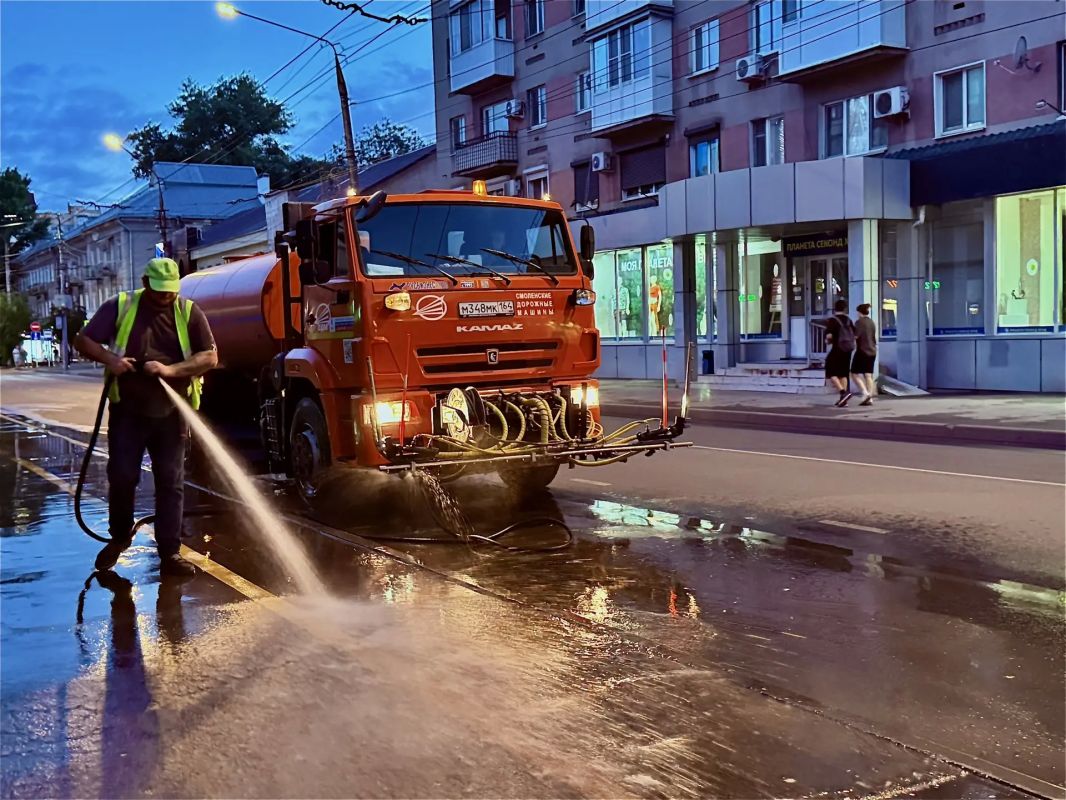 Сотрудники МКУ «Городское хозяйство» работают в круглосуточном режиме Сотрудники МКУ «Городское хозяйство» работают в круглосуточном режиме