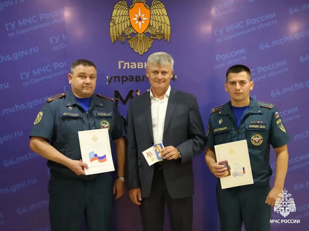 В преддверии Дня тыла отметили лучших сотрудников тылового блока МЧС