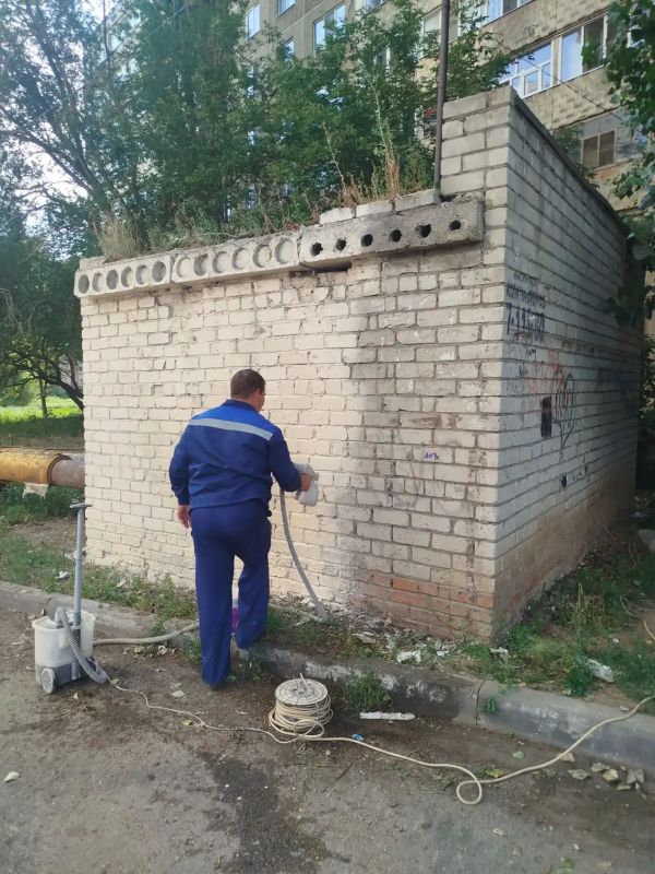 Во исполнение поручения главы района Максима Леонова профильными службами активизирована работа по комплексному благоустройству нескольких кварталов, которые находятся вблизи «Бульвара роз» Во исполнение поручения главы района Максима Леонова профильными службами активизирована работа по комплексному благоустройству нескольких кварталов, которые находятся вблизи «Бульвара роз»