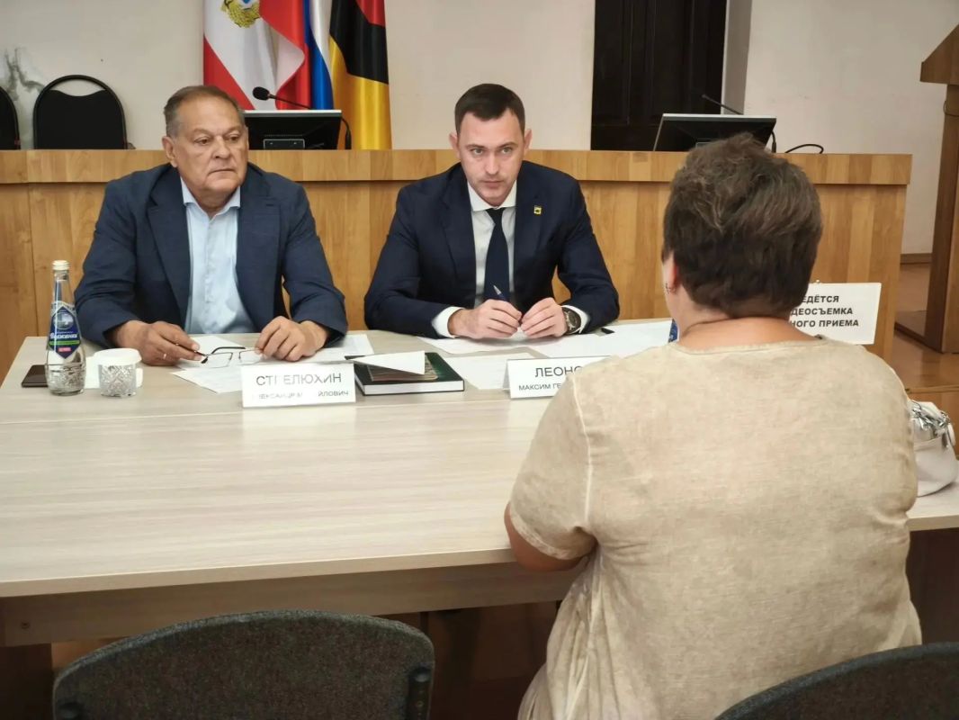 По поручению губернатора Романа Бусаргина, провёл личный приём участников специальной военной операции и членов их семей По поручению губернатора Романа Бусаргина, провёл личный приём участников специальной военной операции и членов их семей
