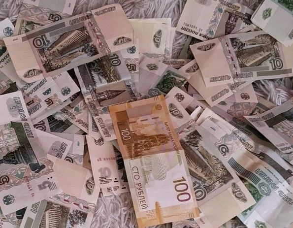 График социальных выплат в Саратовской области изменился из-за выходных