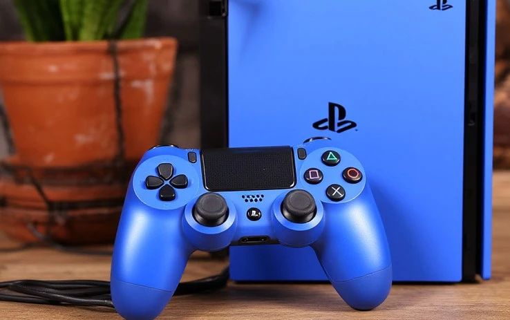Арендовали Sony PlayStation и
