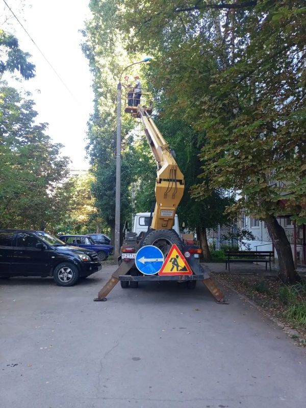 В Балаково продолжаются плановые работы по благоустройству В Балаково продолжаются плановые работы по благоустройству