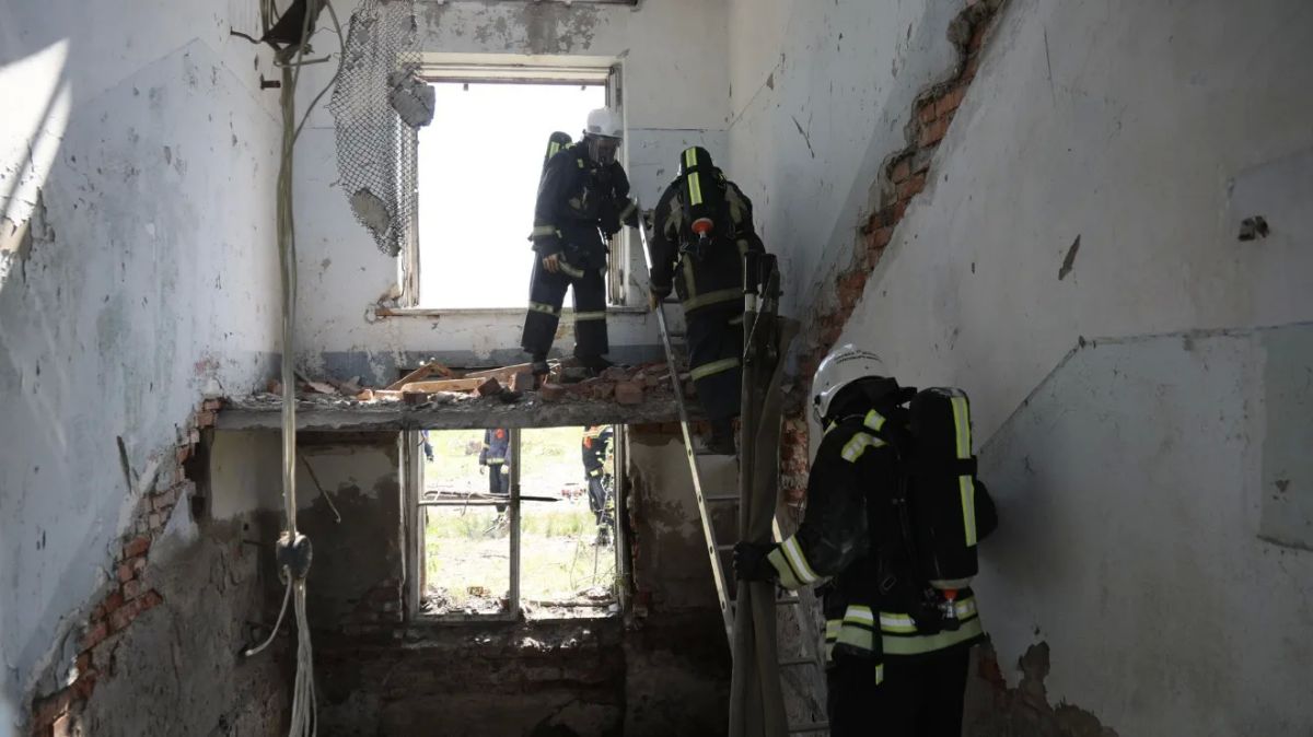 Подведены итоги второго этапа соревнований по ликвидации последствий техногенных ЧС Подведены итоги второго этапа соревнований по ликвидации последствий техногенных ЧС