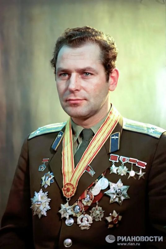 65 лет назад Красный Кут встретил второго космонавта планеты