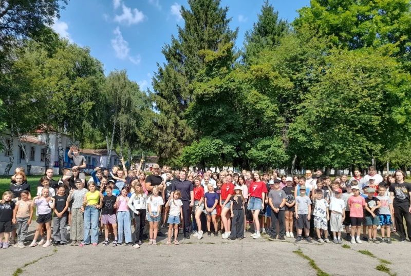 В Петровске полицейские и общественники присоединились к акции #ЗарядкаСоСтражемПорядка В Петровске полицейские и общественники присоединились к акции #ЗарядкаСоСтражемПорядка