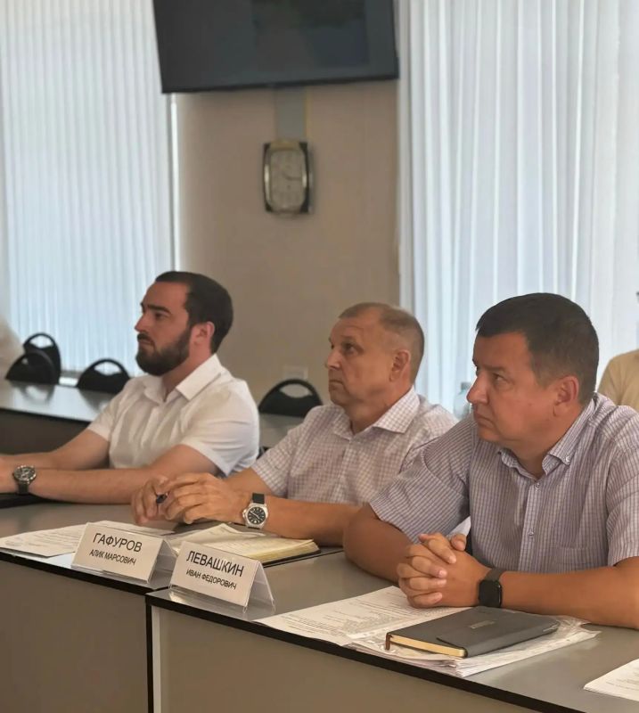 На заседании штаба по благоустройству рассмотрели подготовку коммунальных служб к осенне-зимнему периоду и содержание территорий управляющими компаниями На заседании штаба по благоустройству рассмотрели подготовку коммунальных служб к осенне-зимнему периоду и содержание территорий управляющими компаниями