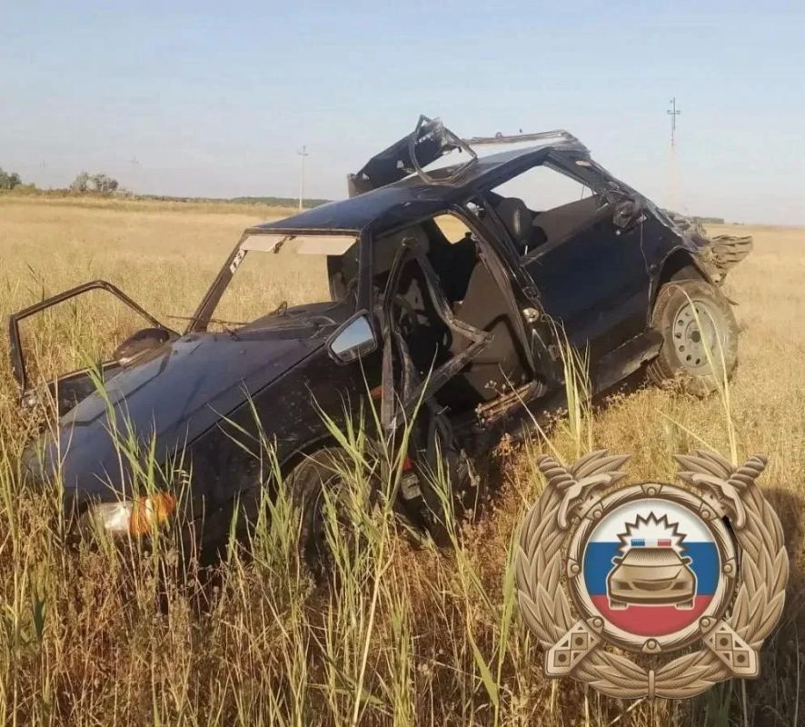 Под Энгельсом водитель и пассажир погибли при наезде на бетонное ограждение Под Энгельсом водитель и пассажир погибли при наезде на бетонное ограждение
