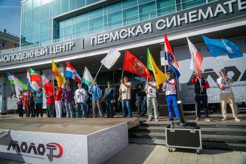 Работающая молодежь Саратовской области ярко заявила о себе на окружном этапе проекта «МолоТ»! Работающая молодежь Саратовской области ярко заявила о себе на окружном этапе проекта «МолоТ»!