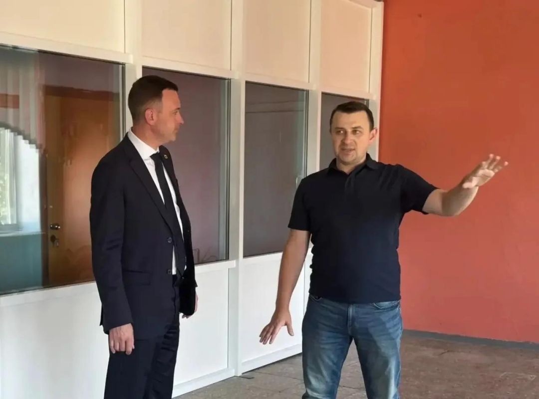 В новом учебном году еще три школы перейдут на односменное обучение, среди них школа №19 имени Героя Социалистического труда Ивана Петровича Кузнецова В новом учебном году еще три школы перейдут на односменное обучение, среди них школа №19 имени Героя Социалистического труда Ивана Петровича Кузнецова