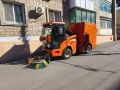 Уборка города. Коммунальные службы осуществляют уход за зелеными зонами, подбор мусора, приведение в порядок тротуаров и лестничных сходов, уборку скверов, а также содержание объектов улично-дорожной сети и общественных...