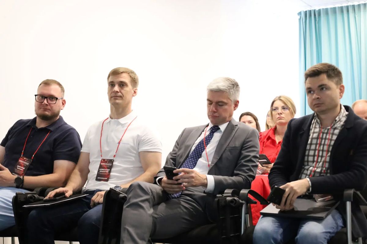 В Саратове стартовал Инвесткампус «Школа сопровожденцев» В Саратове стартовал Инвесткампус «Школа сопровожденцев»