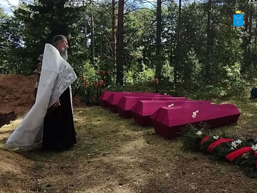 Балаковские поисковики захоронили останки 46 бойцов Великой Отечественной войны Балаковские поисковики захоронили останки 46 бойцов Великой Отечественной войны