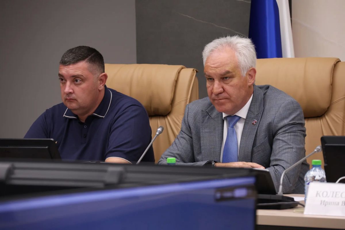 Законопроект, освобождающий директоров муниципальных школ и заведующих детсадов от непрофильных функций заказчика при строительстве, капитальном ремонте и благоустройстве, получил положительное заключение районов Саратовской... Законопроект, освобождающий директоров муниципальных школ и заведующих детсадов от непрофильных функций заказчика при строительстве, капитальном ремонте и благоустройстве, получил положительное заключение районов Саратовской...