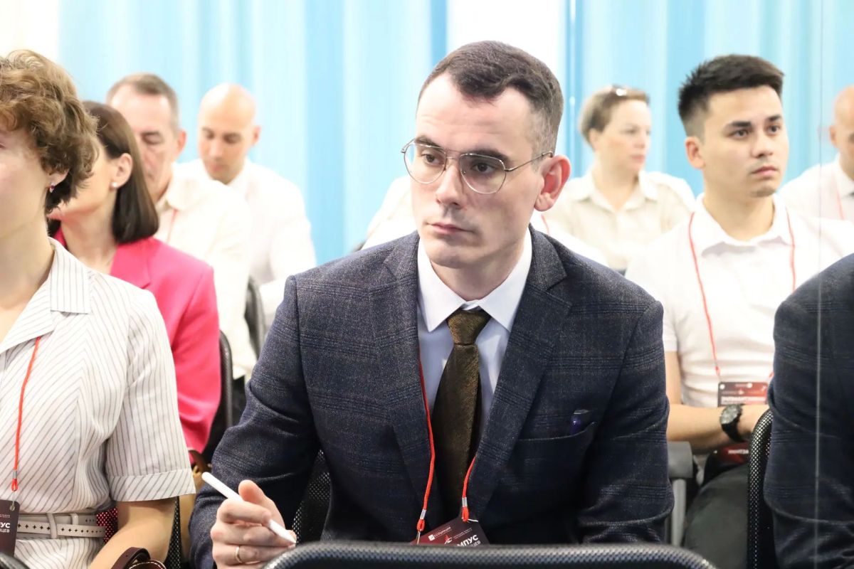 В Саратове стартовал Инвесткампус «Школа сопровожденцев» В Саратове стартовал Инвесткампус «Школа сопровожденцев»