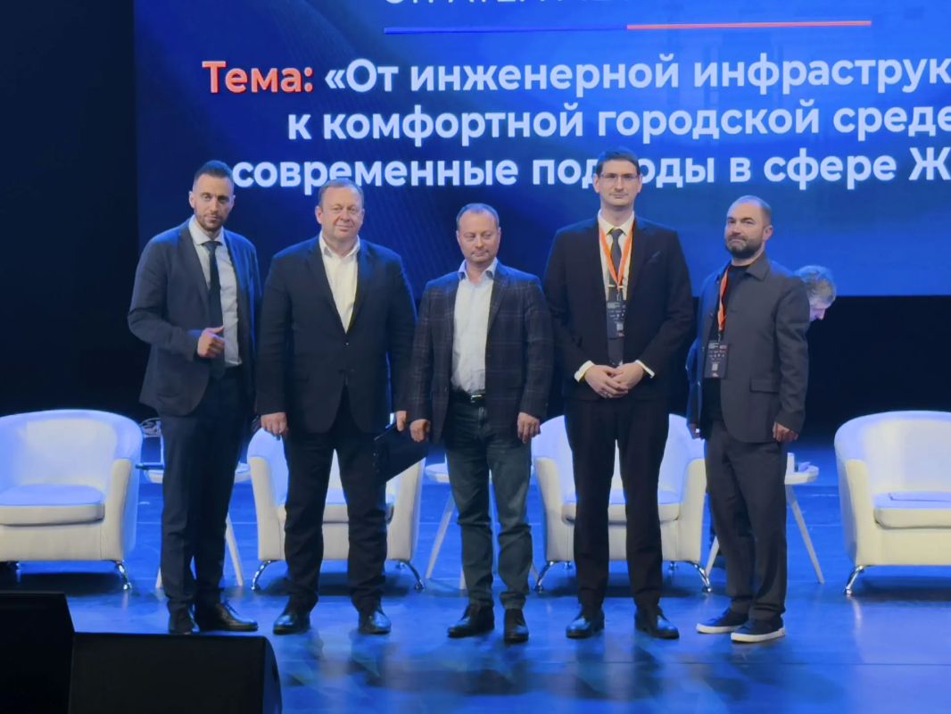 Директор Центра Дмитрий Рыбчинский выступил перед финалистами Всероссийского конкурса управленцев Директор Центра Дмитрий Рыбчинский выступил перед финалистами Всероссийского конкурса управленцев