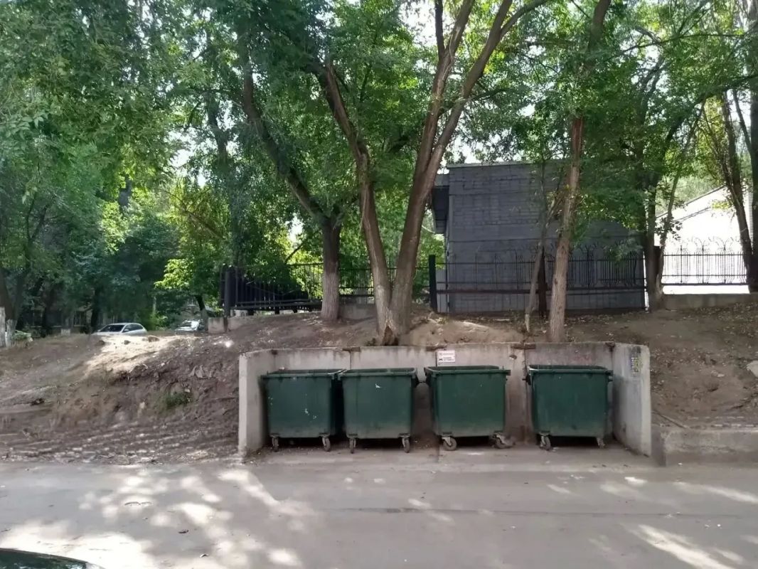 Контроль за надлежащим содержанием контейнерных площадок Контроль за надлежащим содержанием контейнерных площадок
