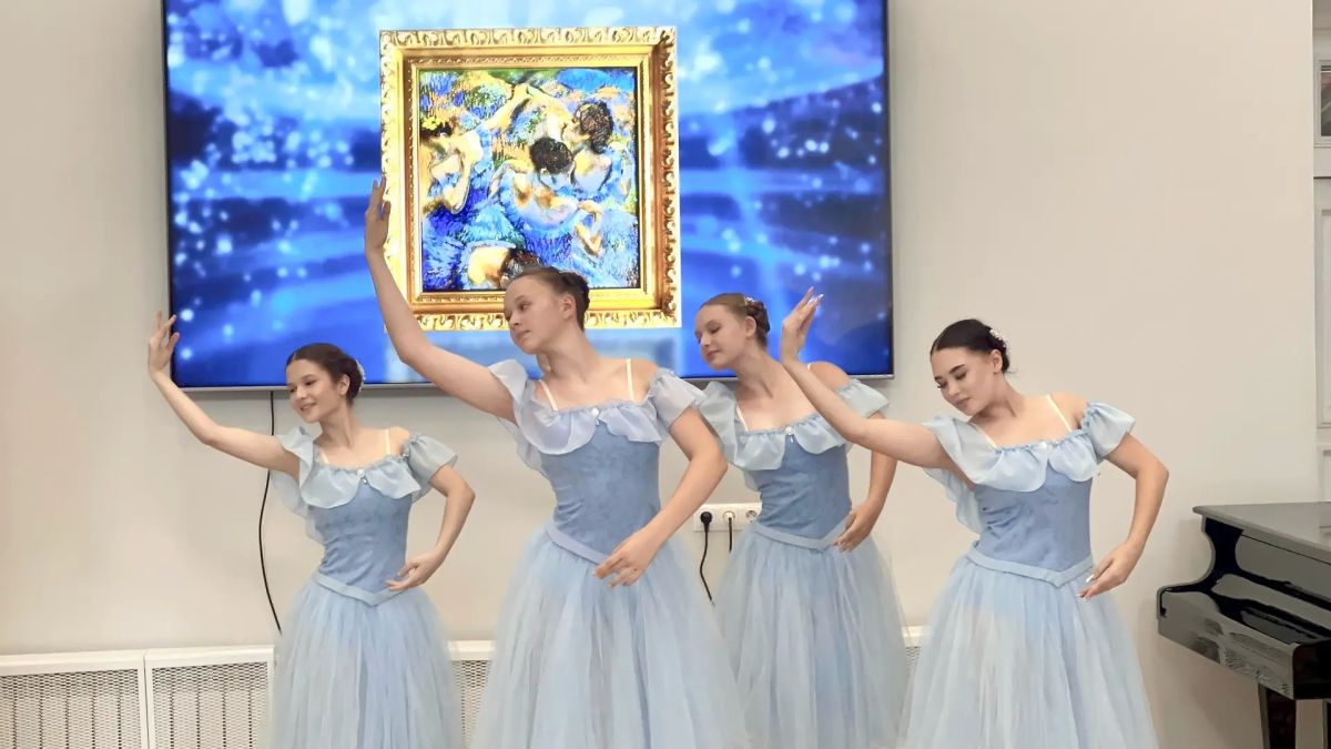 Состоялось торжественное открытие межрегионального фестиваля детского творчества «Вольские пленэры» Состоялось торжественное открытие межрегионального фестиваля детского творчества «Вольские пленэры»
